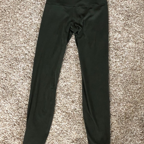 Lululemon leggings - Picture 2 of 4